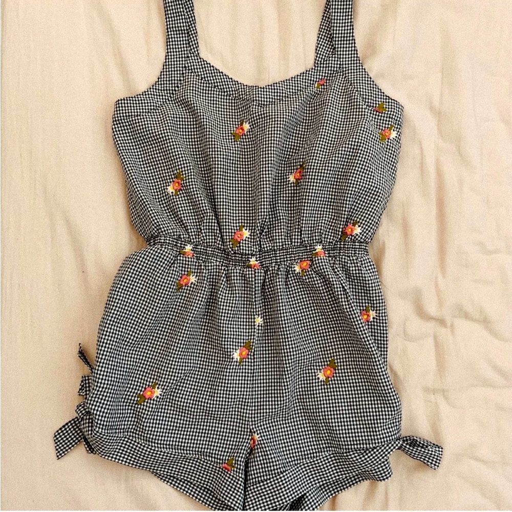 BeBop Large short gingham romper with cute flowers
